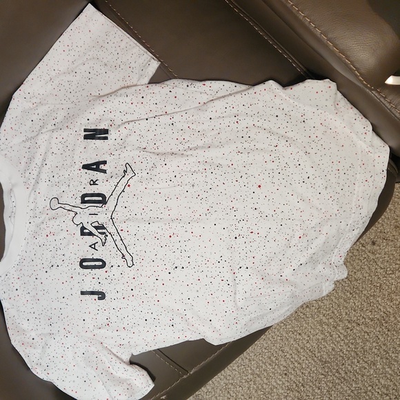 Jordan Air,L - Picture 1 of 3